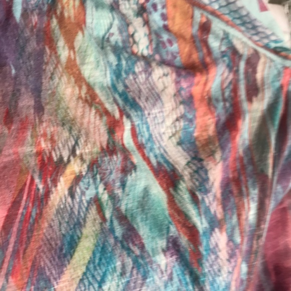 Chico's pretty top. Size 1 - Picture 5 of 5